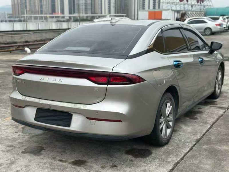 东莞23年传祺埃安S9