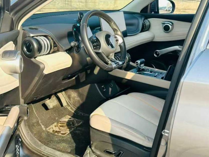 东莞24年比亚迪元4