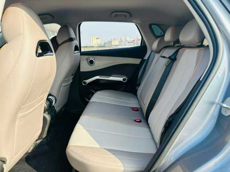 东莞24年比亚迪元6