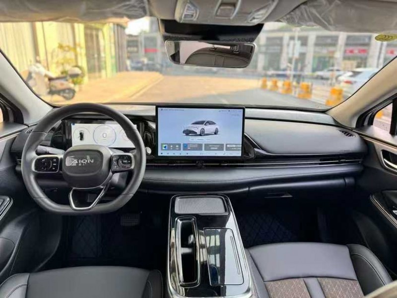 东莞25年传祺埃安S6