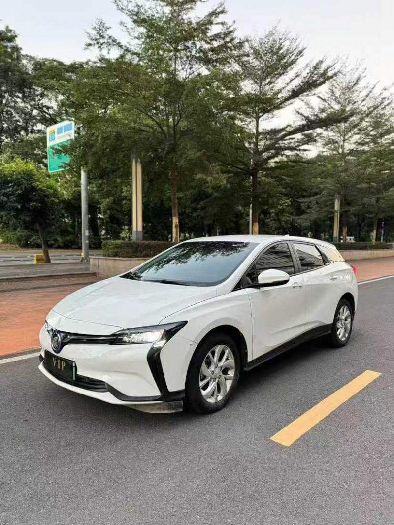 东莞24年别克微蓝3