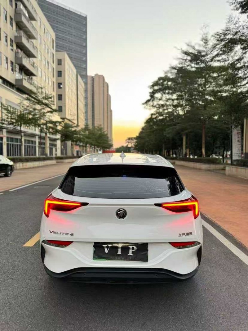 东莞24年别克微蓝8