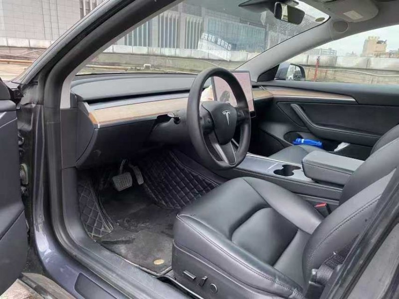 东莞21年特斯拉MODEL 35