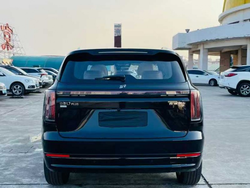 东莞25年奇瑞捷途7