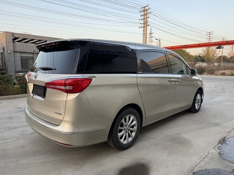 徐州19年别克GL85