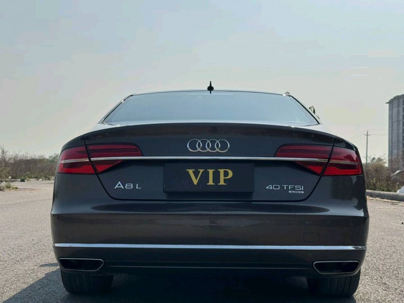 柳州18年奥迪A8L5