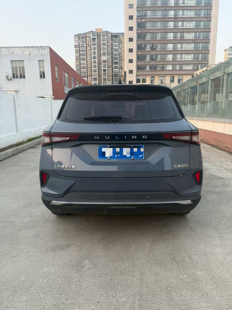 九江22年五菱汽车星辰8