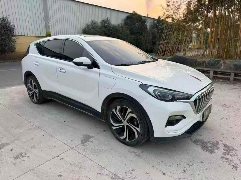 东营19年红旗HS32