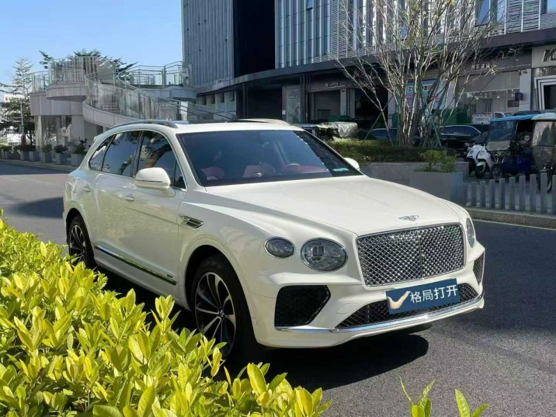 深圳21年宾利添越2