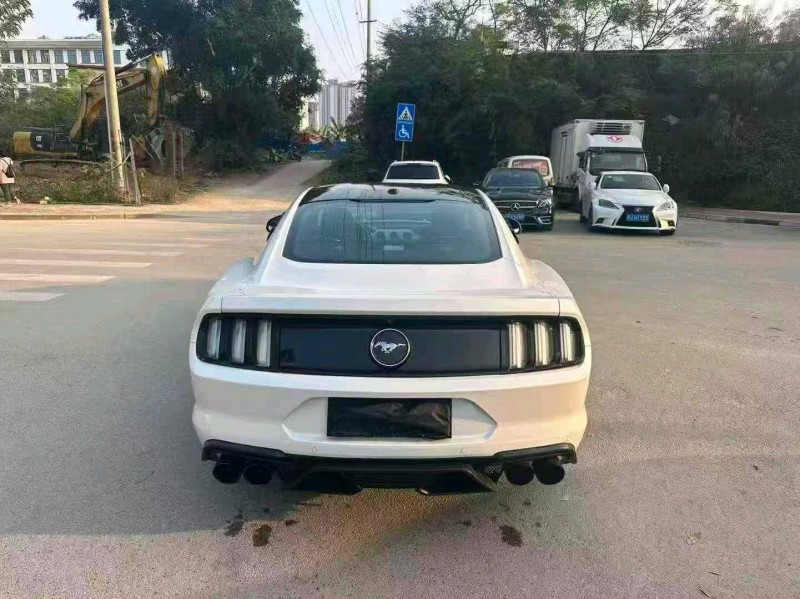 南宁17年福特野马9