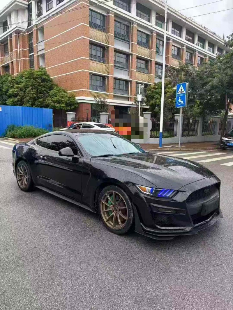 南宁16年福特野马3