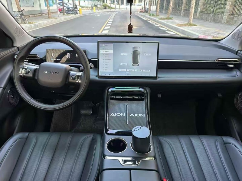 深圳24年传祺埃安V2