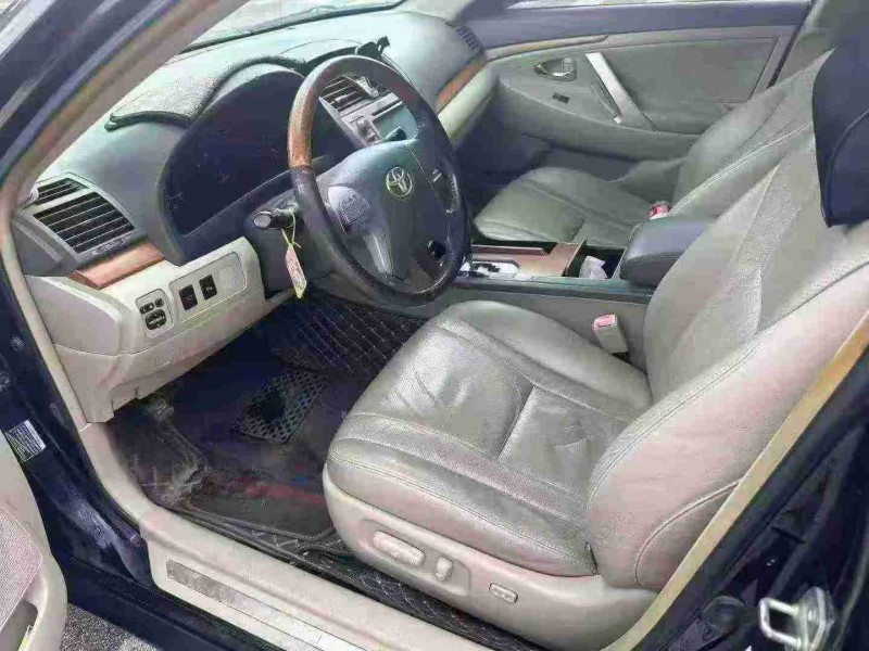 南宁10年丰田凯美瑞4