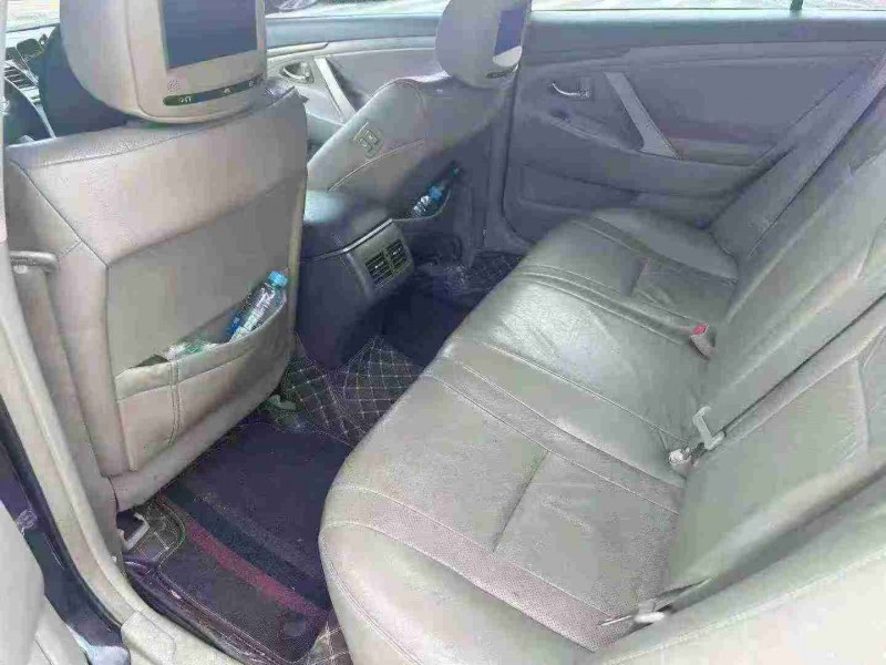 南宁10年丰田凯美瑞6