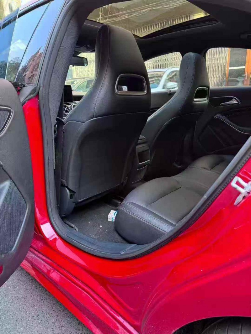 衡阳17年奔驰CLA5