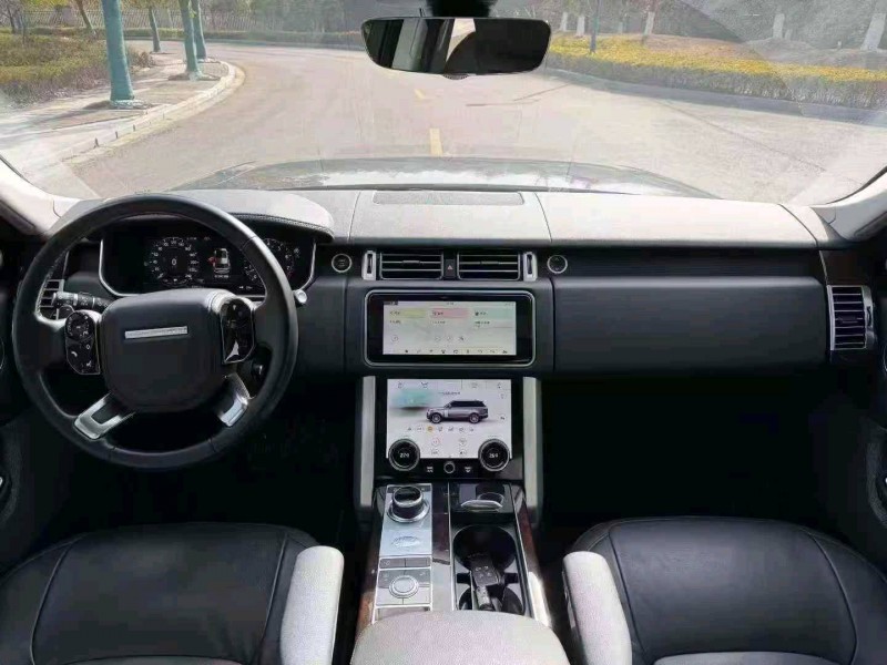 徐州22年路虎揽胜行政3