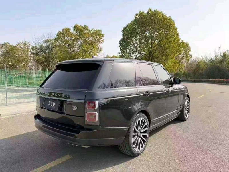 徐州22年路虎揽胜行政8