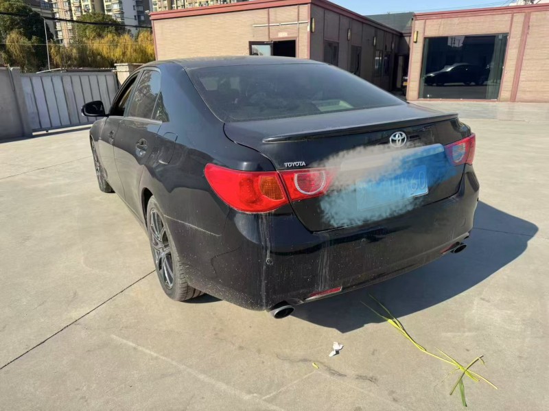 徐州13年丰田锐志2