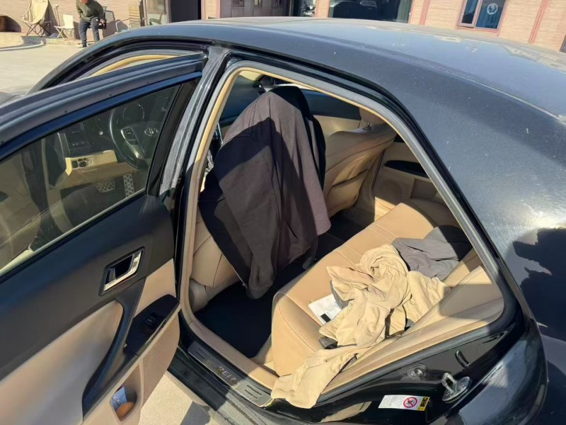 徐州13年丰田锐志4