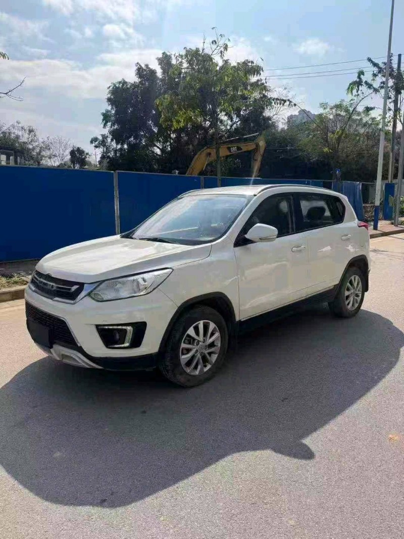 南宁19年北汽制造绅宝3