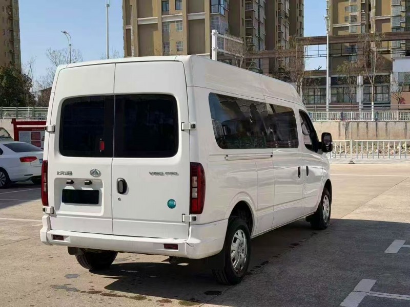 阜阳24年大通V803