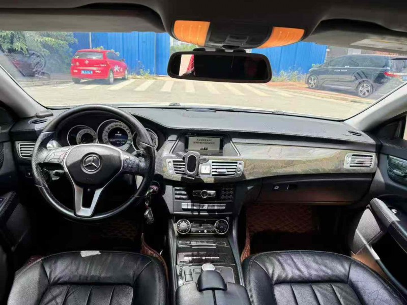 南宁13年奔驰CLS5