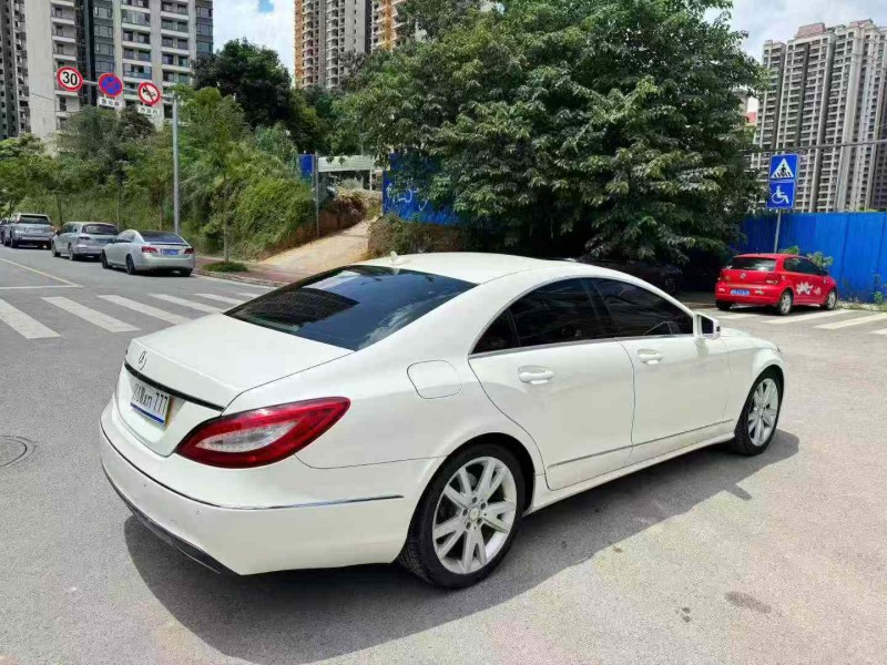 南宁13年奔驰CLS7