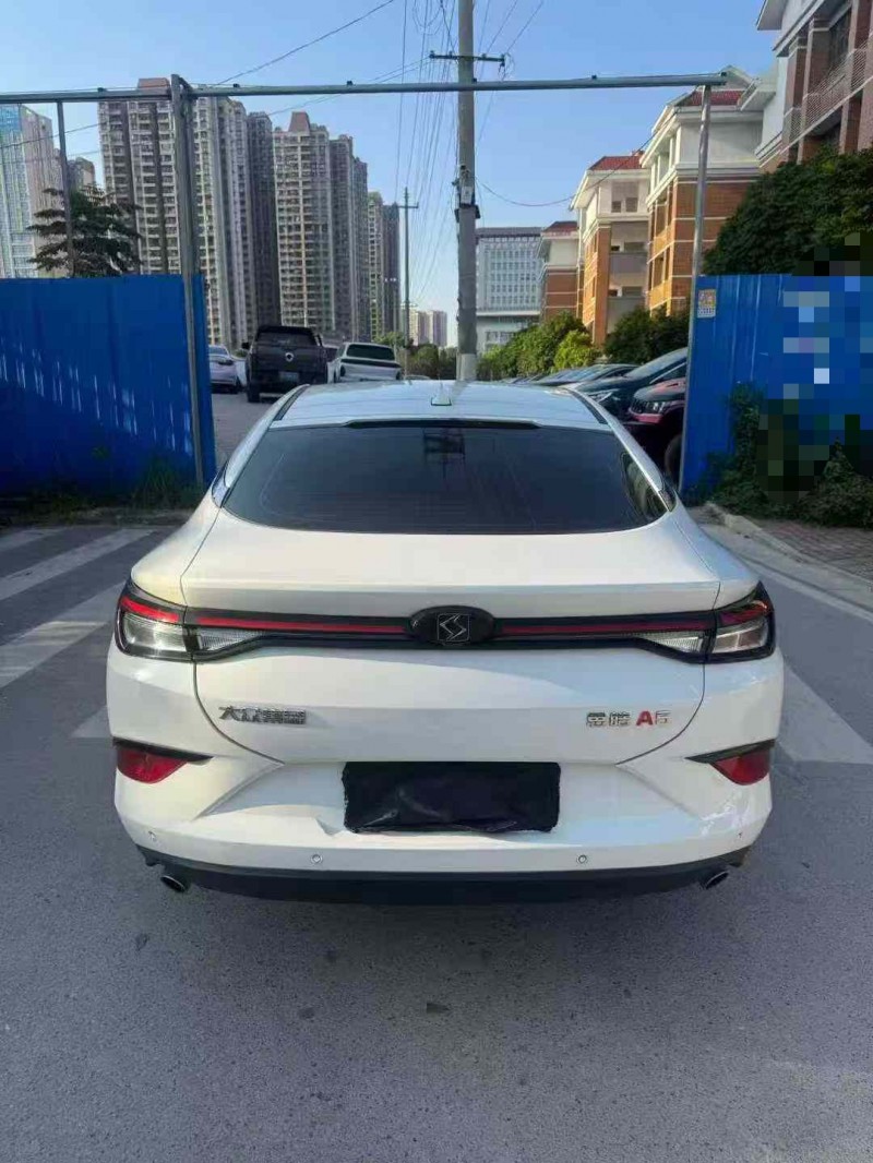 南宁22年江淮思皓9