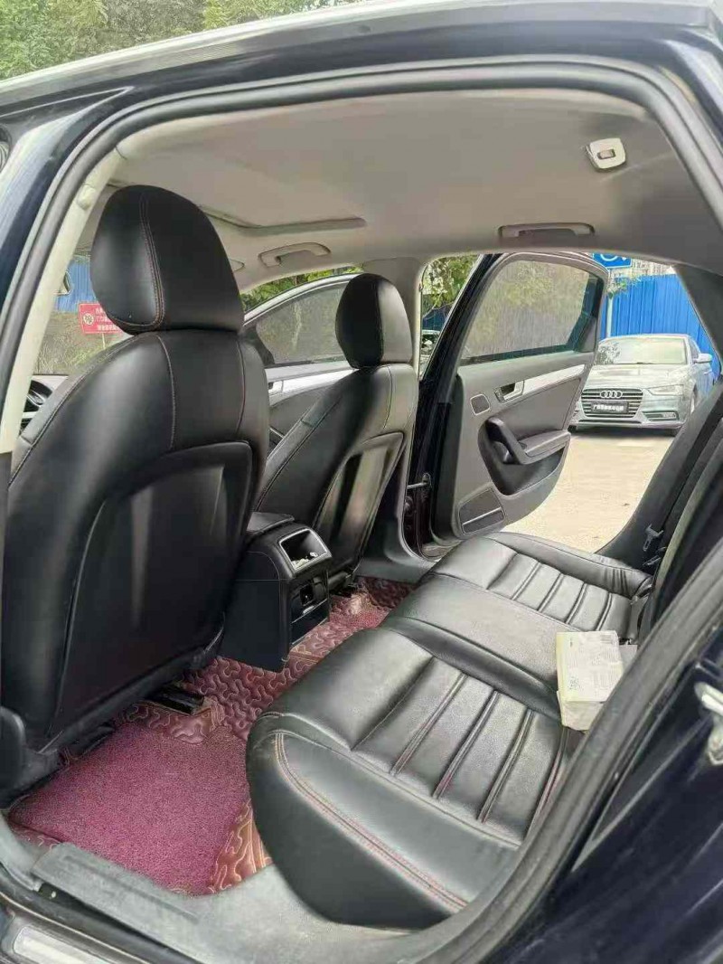 南宁12年奥迪A4L6