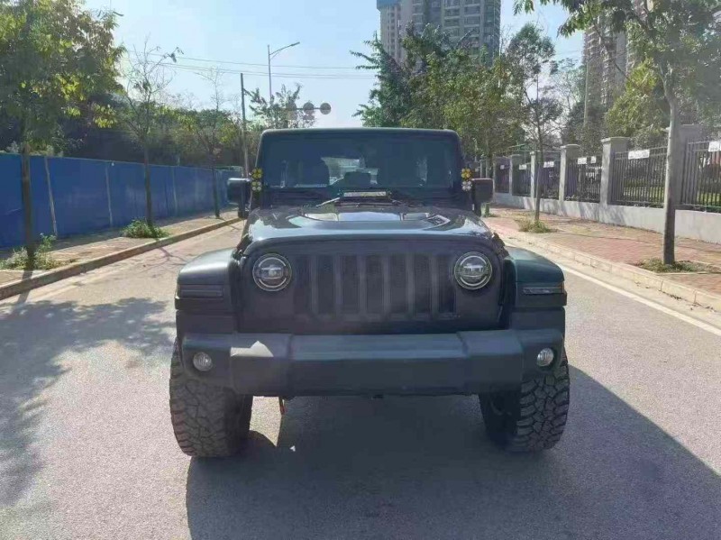 南宁18年Jeep牧马人1