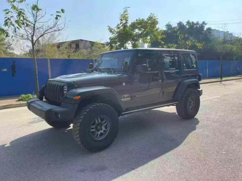 南宁18年Jeep牧马人3