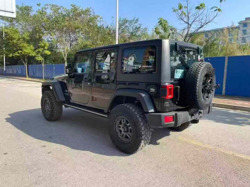 南宁18年Jeep牧马人7