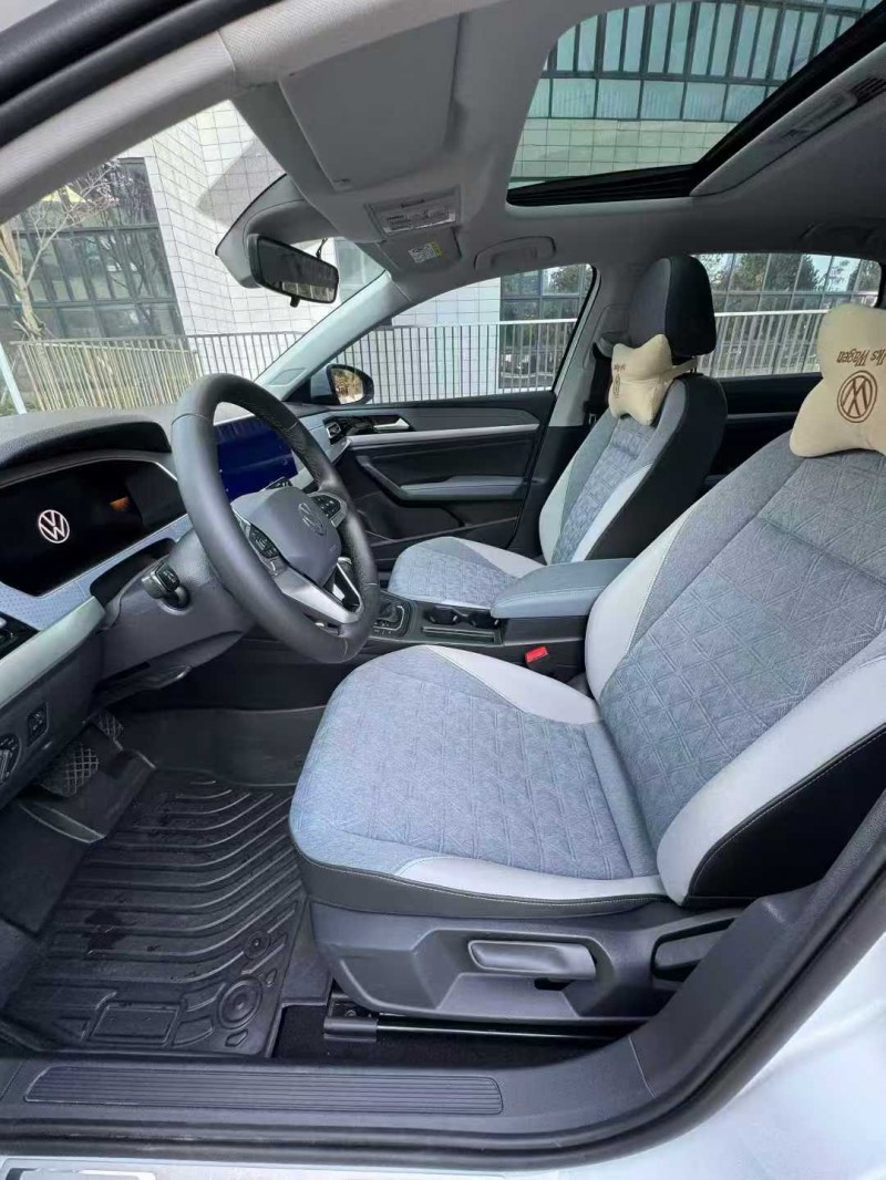 佛山24年大众朗逸4