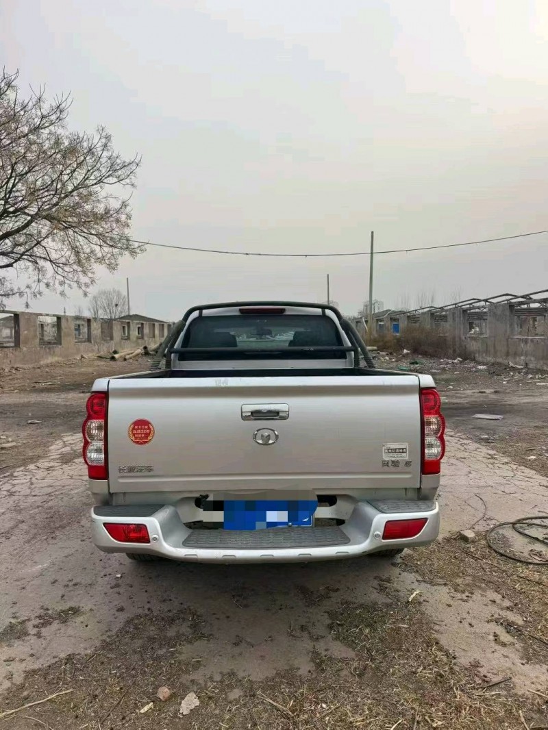 鹤壁20年长城汽车风骏7