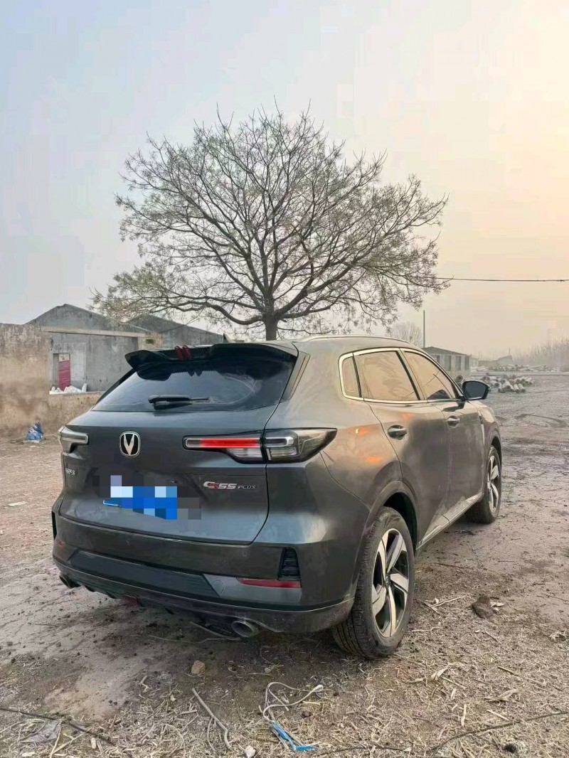 鹤壁24年长安汽车CS556