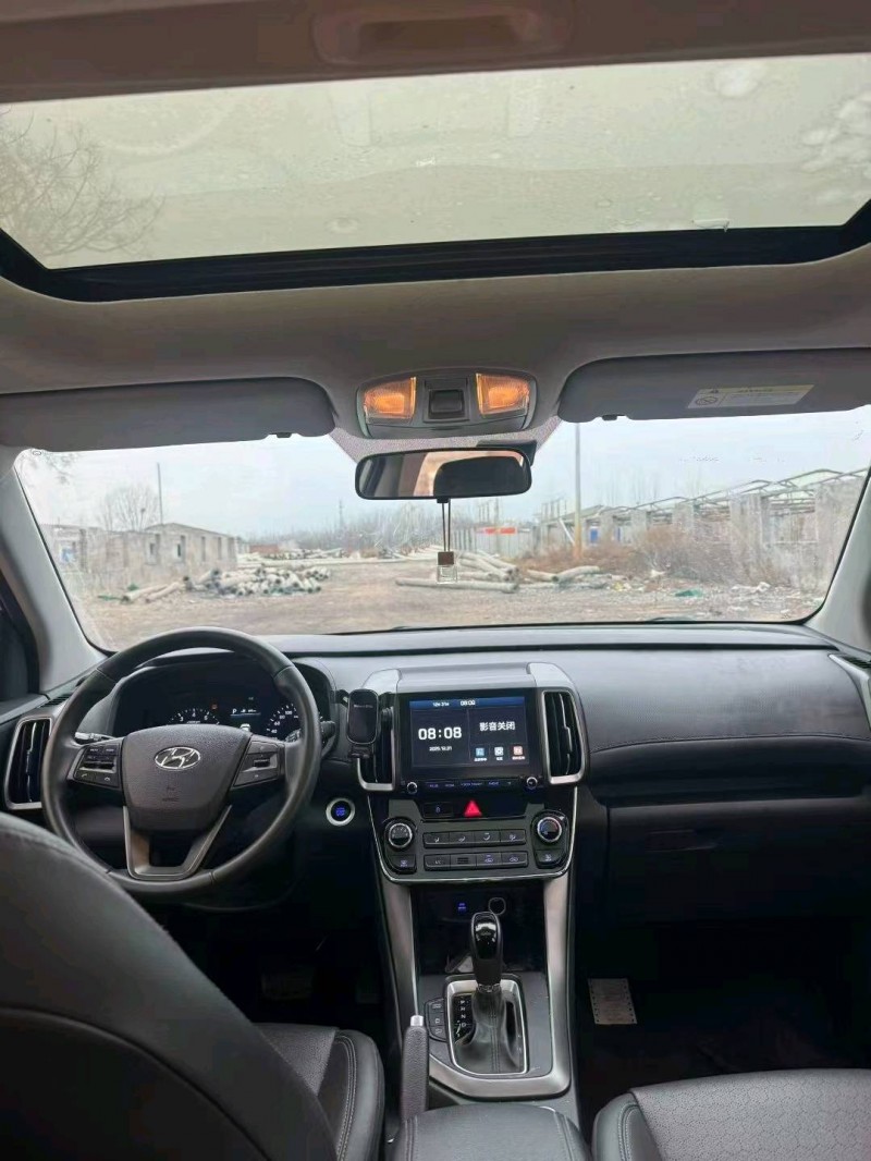 鹤壁19年现代ix359