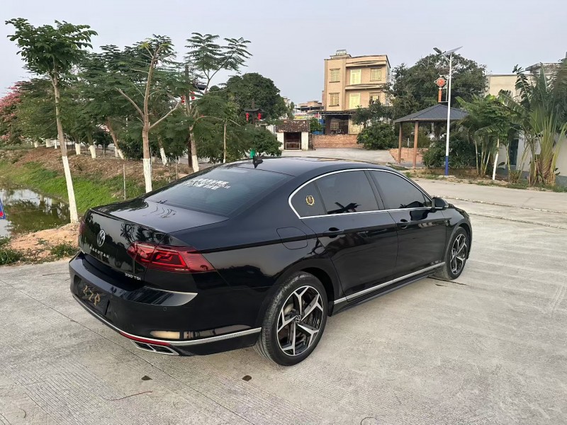 湛江23年大眾邁騰8