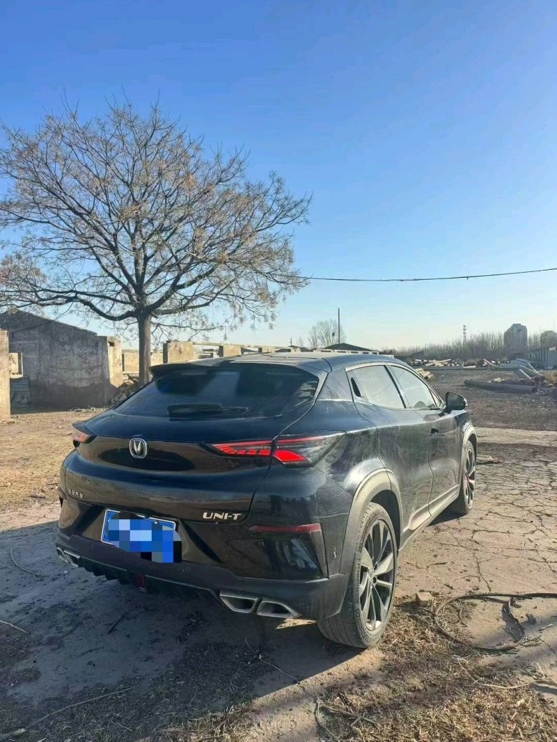 鹤壁21年长安汽车UNI4