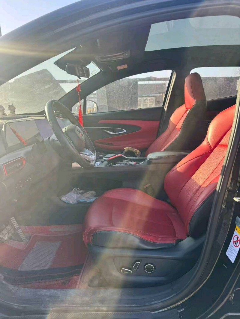 鹤壁21年长安汽车UNI6