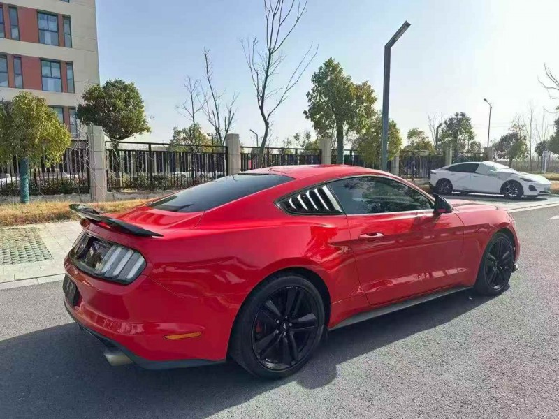 常州15年福特野马8