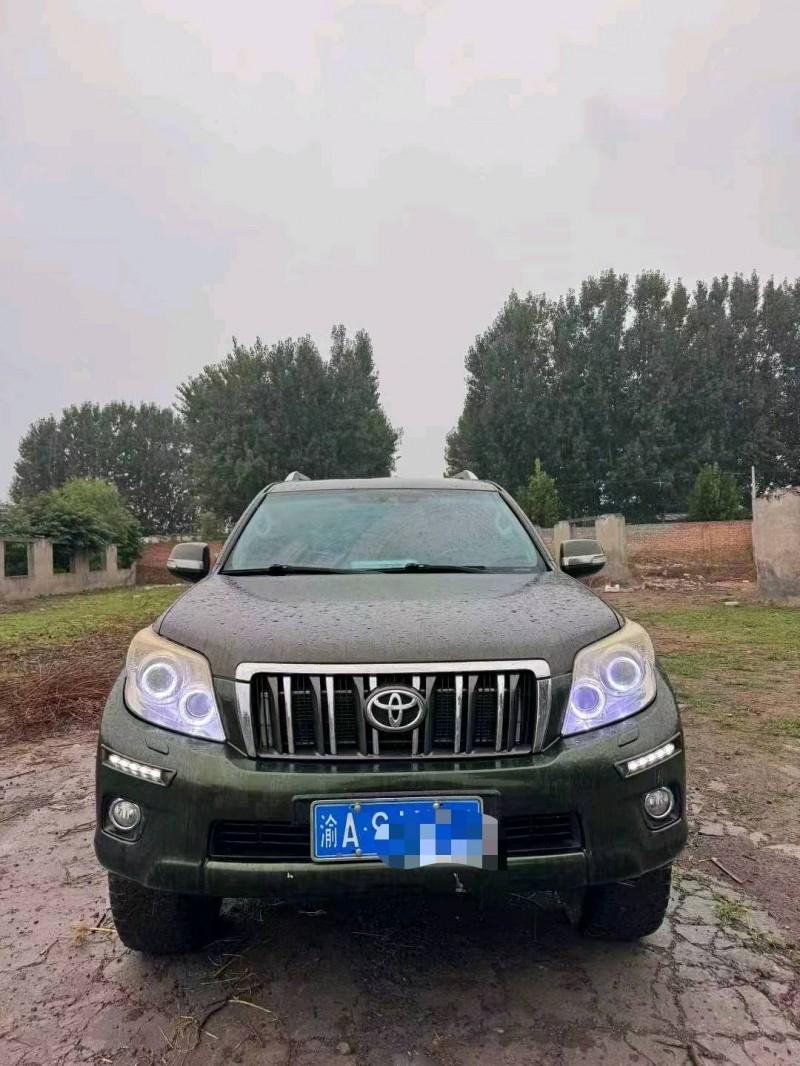 鹤壁13年丰田普拉多1