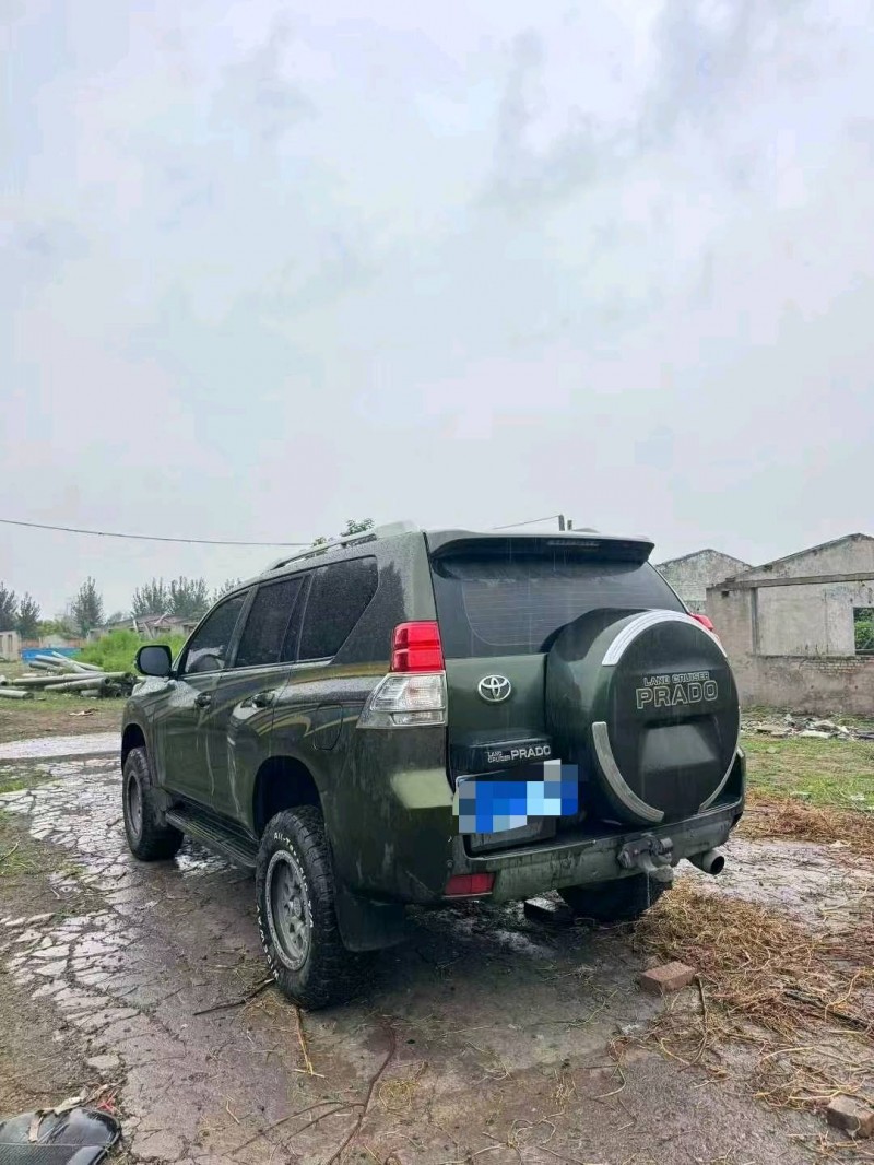 鹤壁13年丰田普拉多5