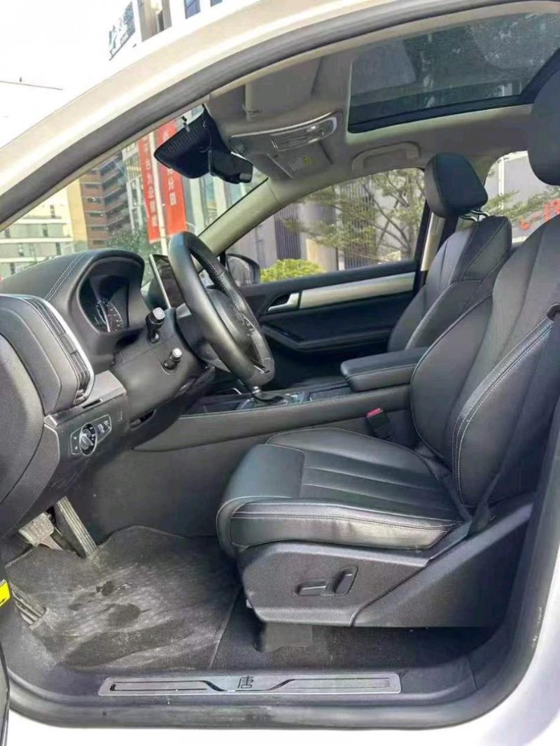 广州21年比亚迪唐6