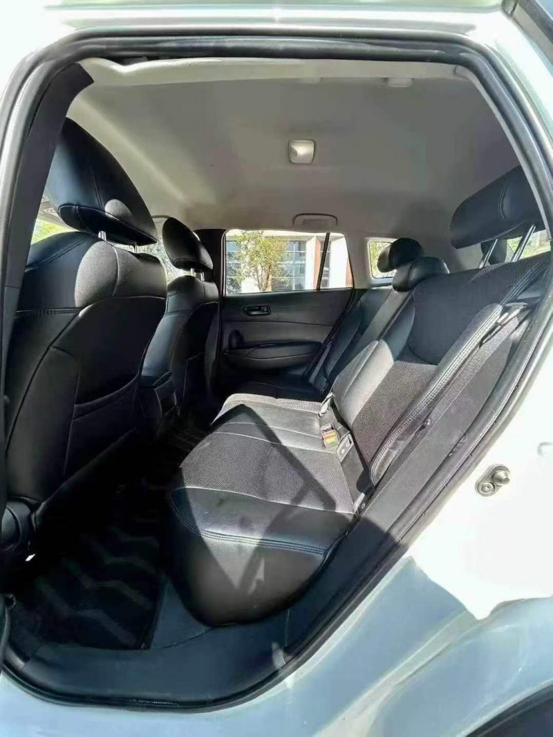 珠海23年丰田锐放4