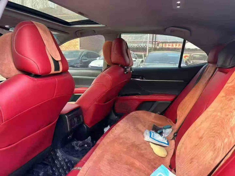 淄博18年丰田凯美瑞6