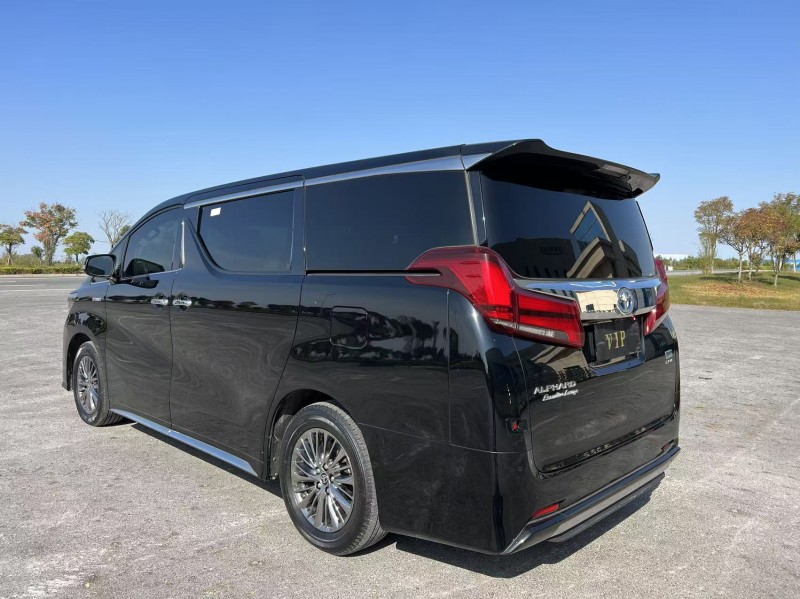 盐城22年丰田埃尔法6