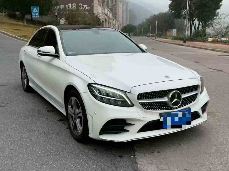 三明21年奔驰C2