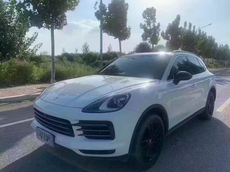 郑州19年保时捷卡宴3