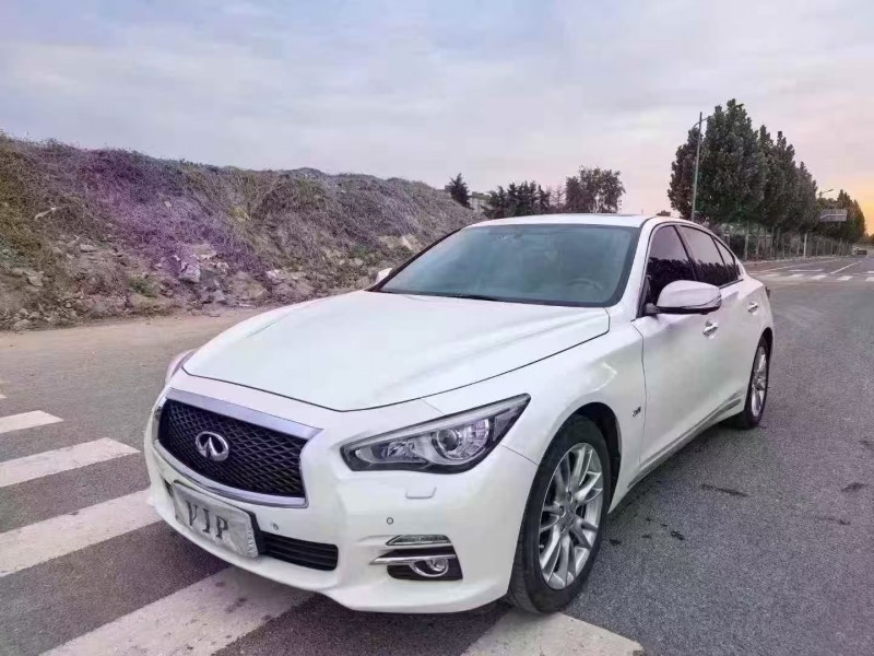 郑州17年英菲尼迪Q50L3