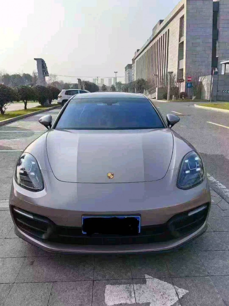 蚌埠22年保时捷帕拉梅拉1